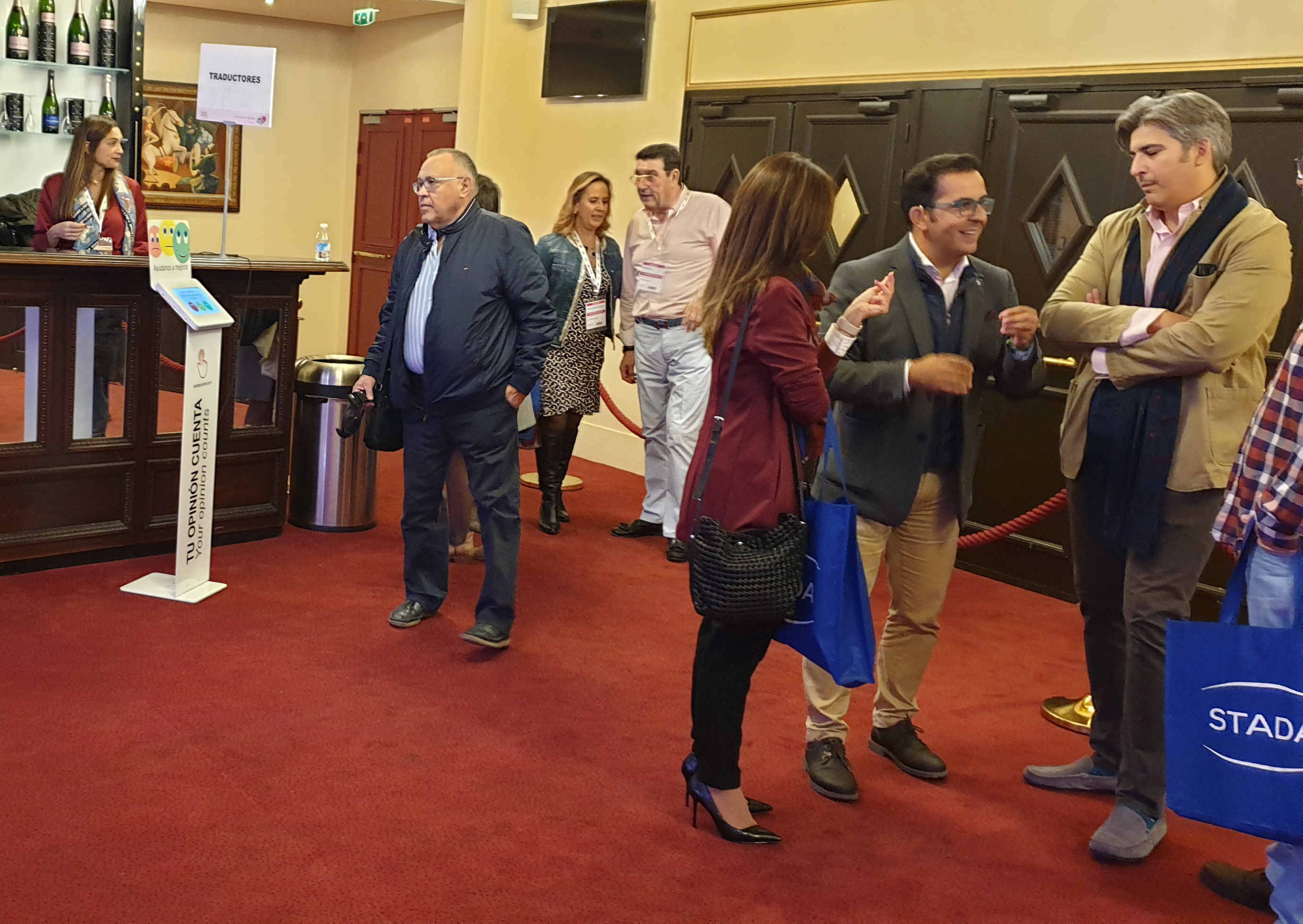 Encuestas de satisfacción Astutecontrol con Bidafarma en París